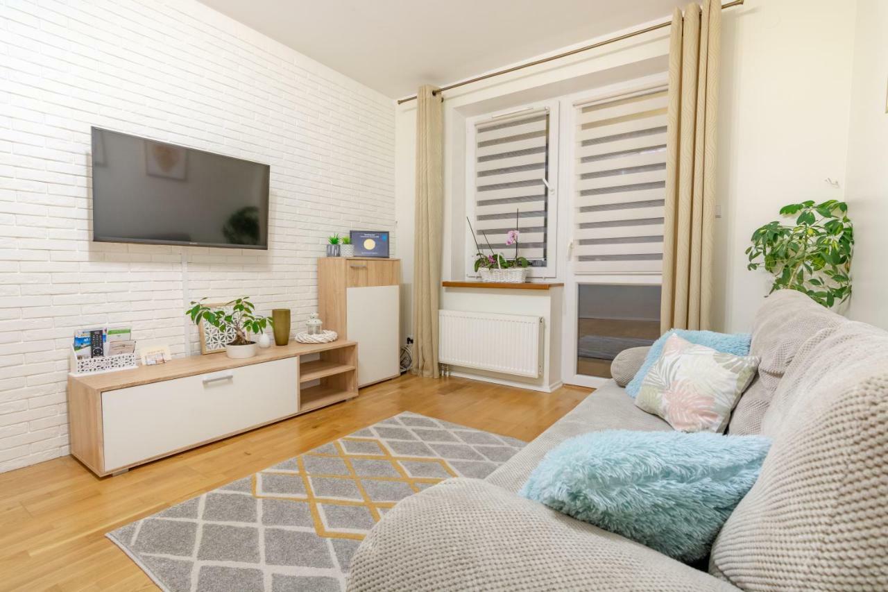 Apartament Optima Устрики-Долішні Екстер'єр фото